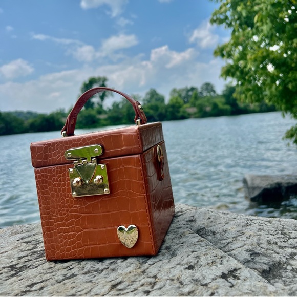 Crossbody bag - Picture 6 of 7